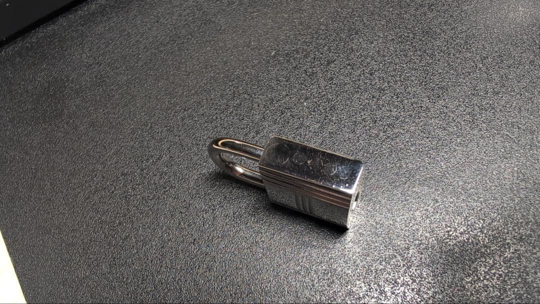 正規品　HERMES エルメス　カデナ　キー　鍵　パドロック　No.101