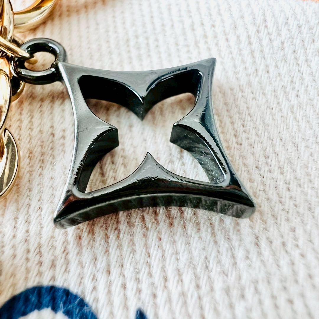 極美品✨ルイヴィトン　キーホルダー　ブルーミング　モノグラム　フラワー　BB　花