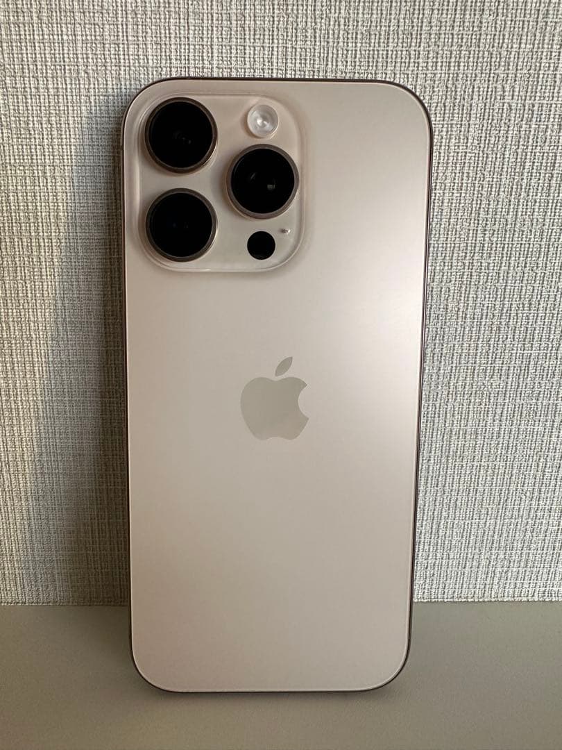 Apple iPhone 16 Pro 128GB デザートチタニウム