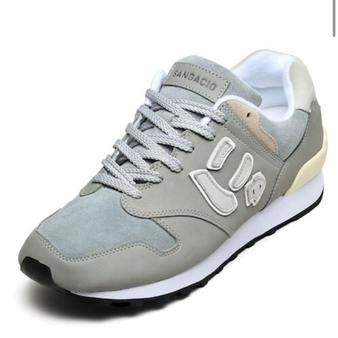 にゅ～ず『GRAY』10周年限定スニーカー【22.5cm】