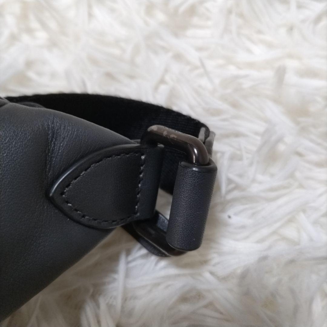COACH　コーチ　リビングトン　ボディバッグ　37951 レザー　ショルダー