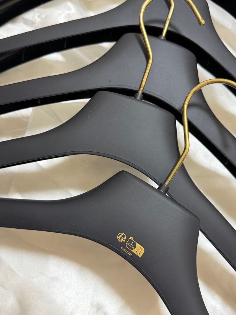 ルイヴィトン LOUIS VUITTON ハンガー 6本セット