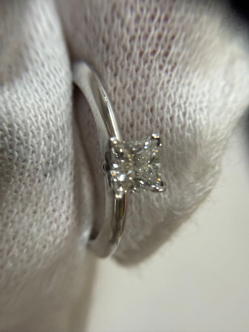 TIFFANY&Co. プリンセスカット 0.22ct PT950 US4