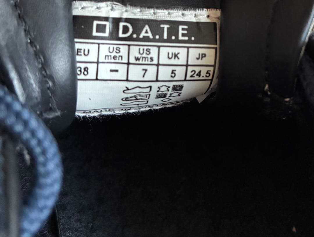 D.A.T.E.✕金子綾さん　コラボ スニーカー　EU38