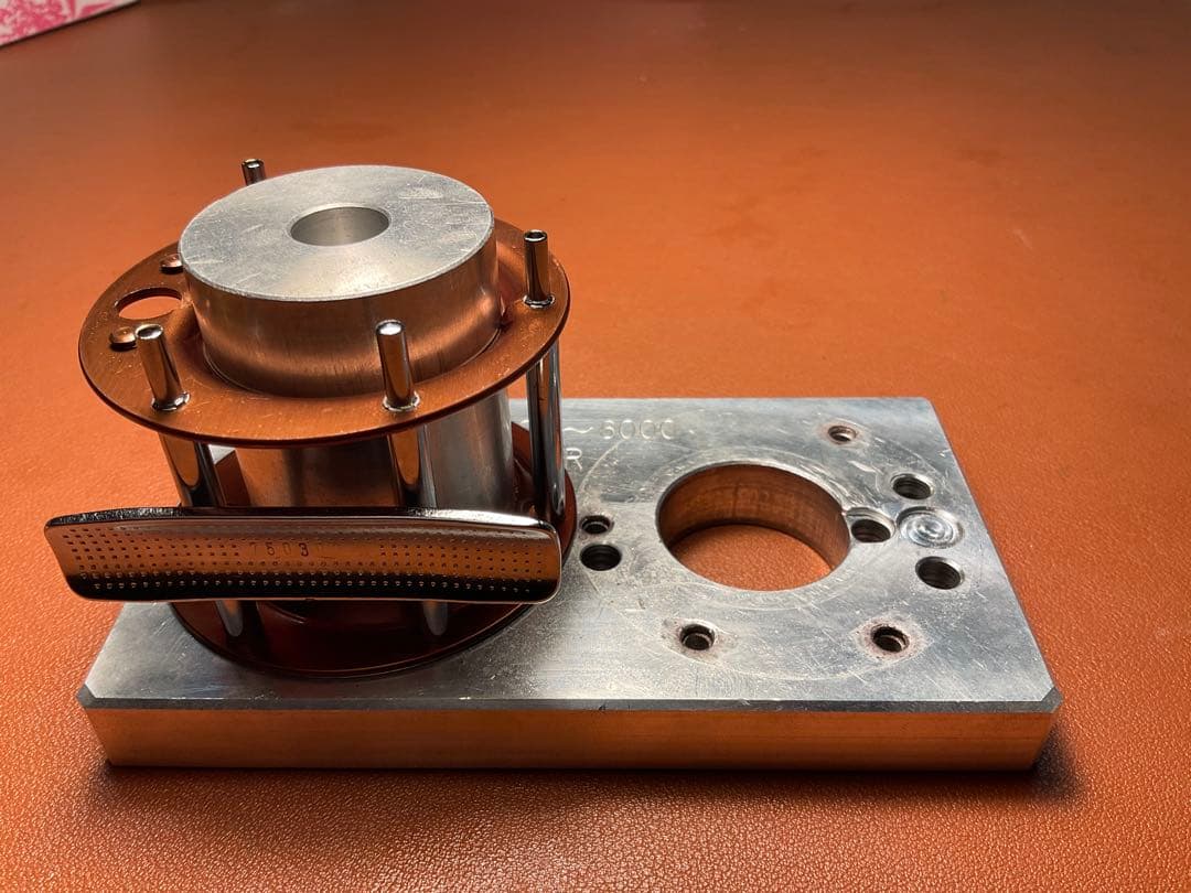 ABU アンバサダー 4000 D メンテ済 フレーム修正済