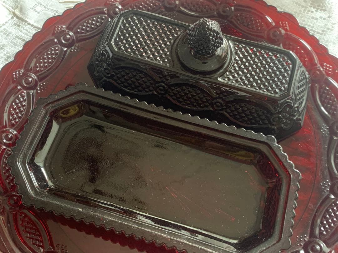 エイボン　1876ケープコッドガラス　ルビーレッド　AVON 3点セット