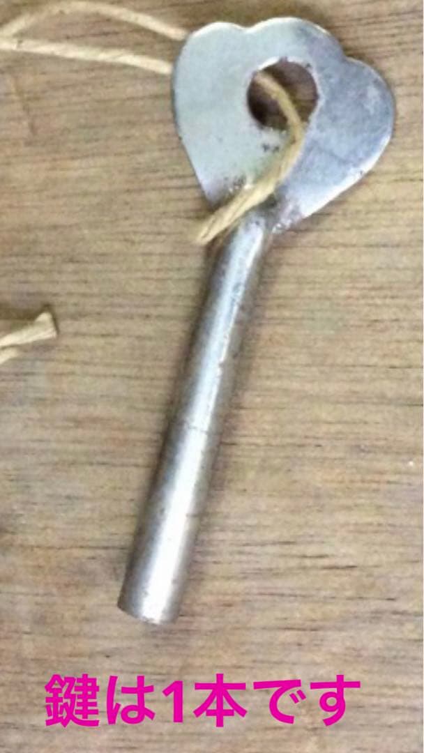 鍵付♦️最高級　桐箪笥♦️彫刻 金彩 年代物♦️3分割♦️日本技術♦️クラシック♦️送料込