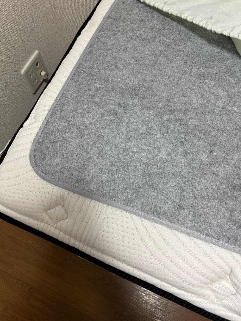 【良品】フランスベッド　Ag-BAE-PW-ロイヤル　シングル