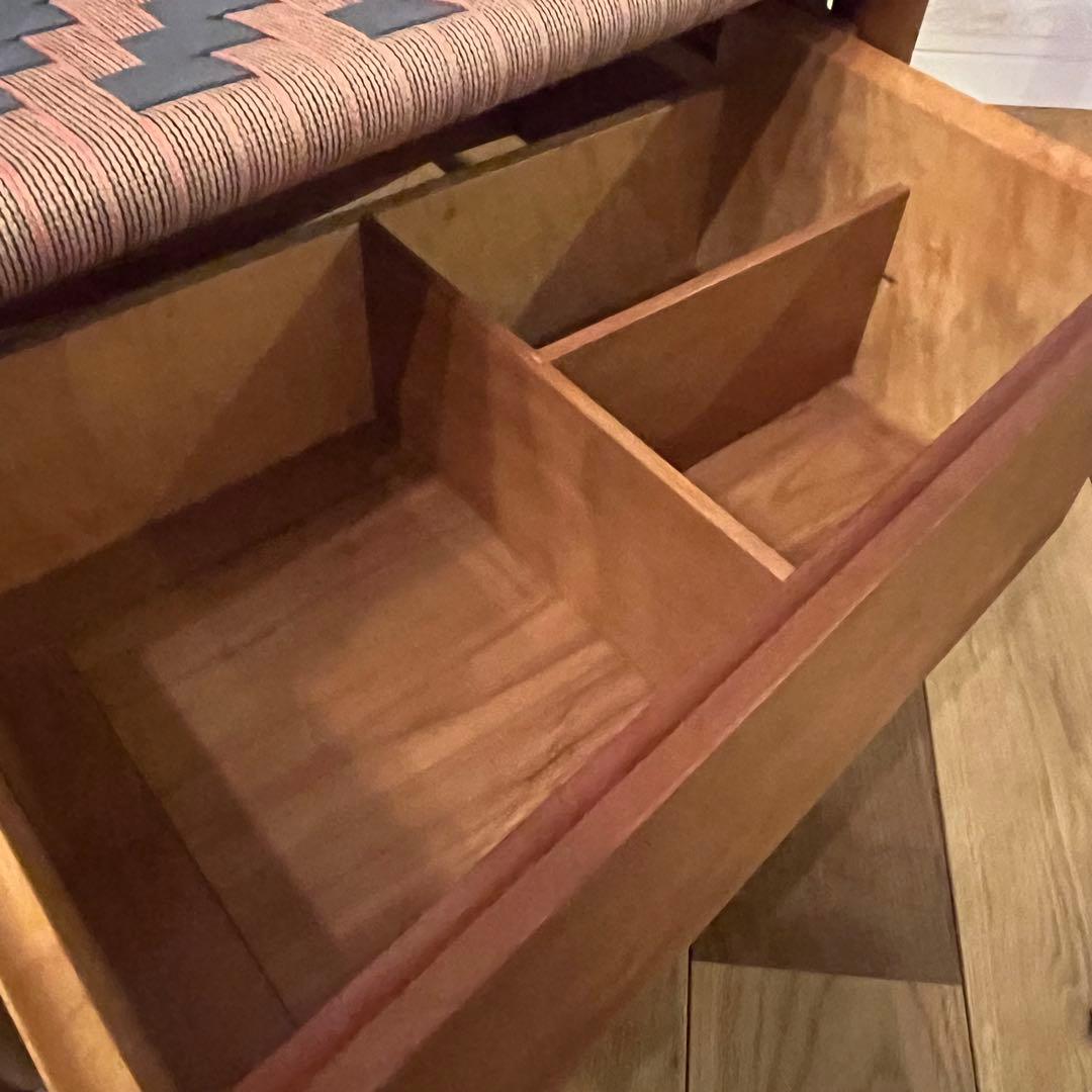 【ヴィンテージ】シェイカーデザイン　木製ロッキングチェア 引き出し付き