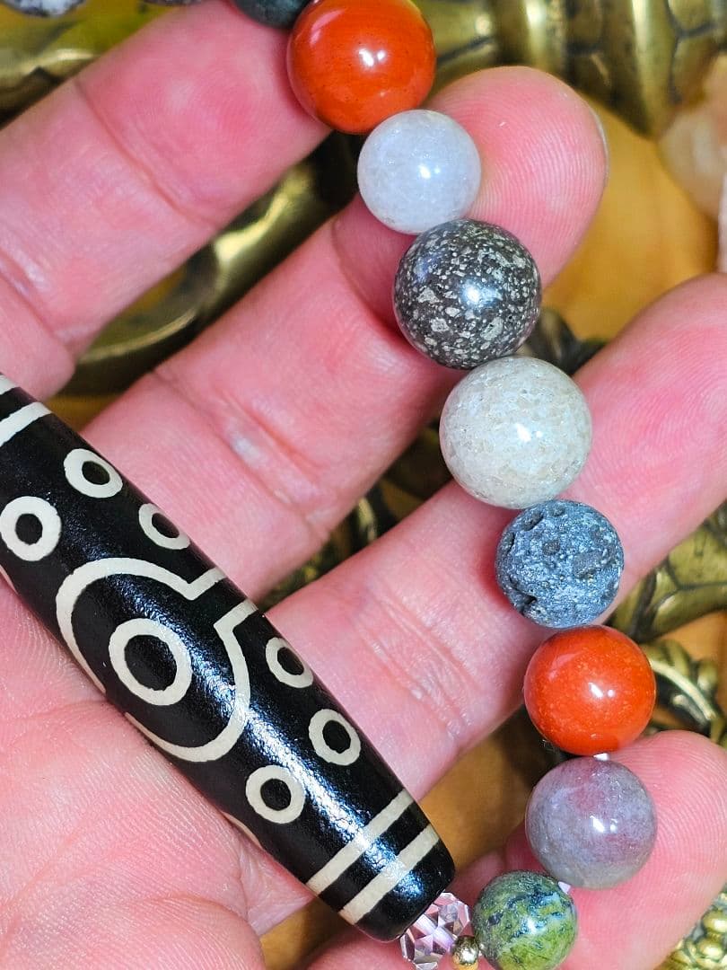 奇跡の十五眼天珠と日本銘石たちのブレス