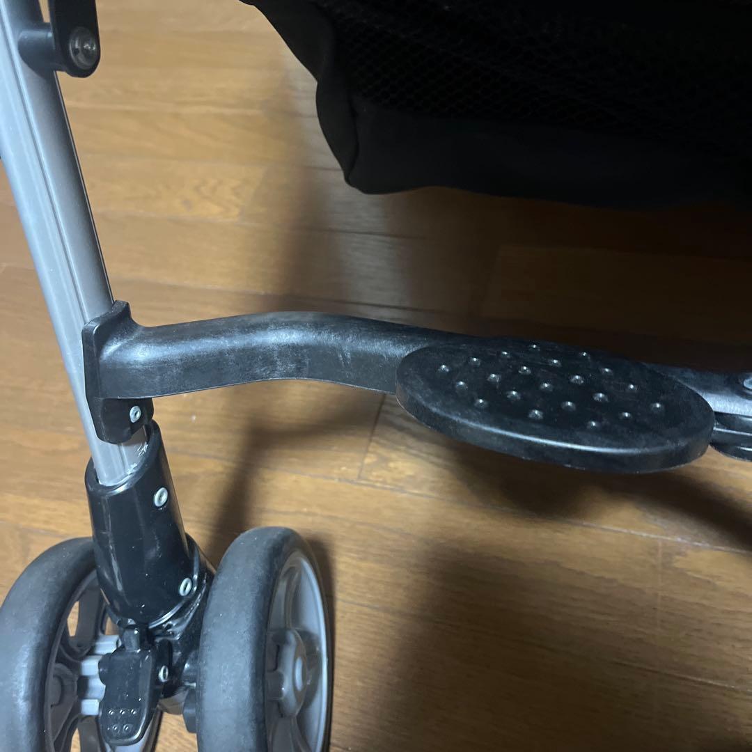 コンビ　combiツインスピン　twin spin双子　兄弟　姉妹