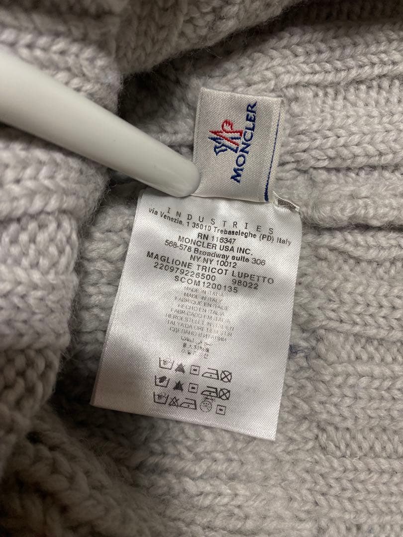 MONCLER GRENOBLE タートルネックニット　セーター　ロゴ付き　S