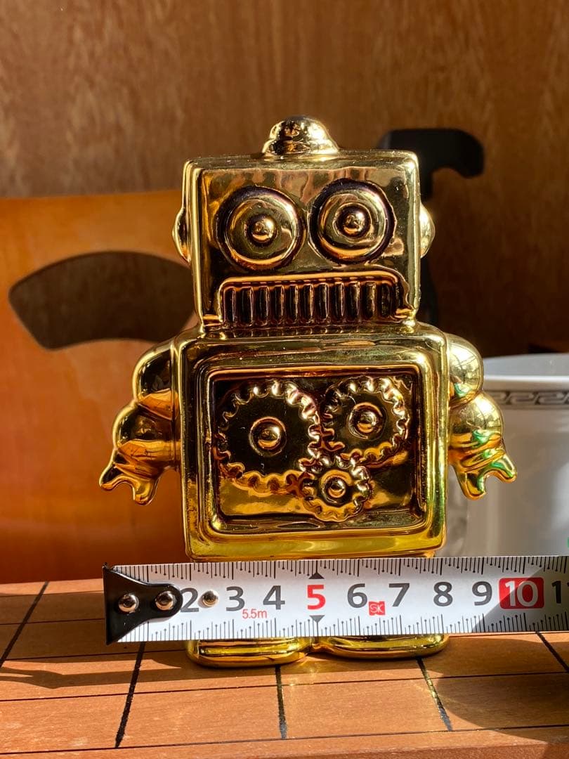 ゴールドロボット置物 貯金箱 レトロ フィギア フィギュア
