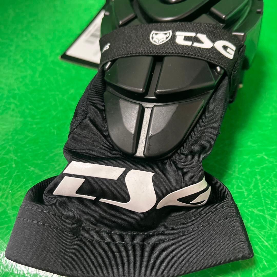 TSG プロテクター　S/M サイズ　ブラック