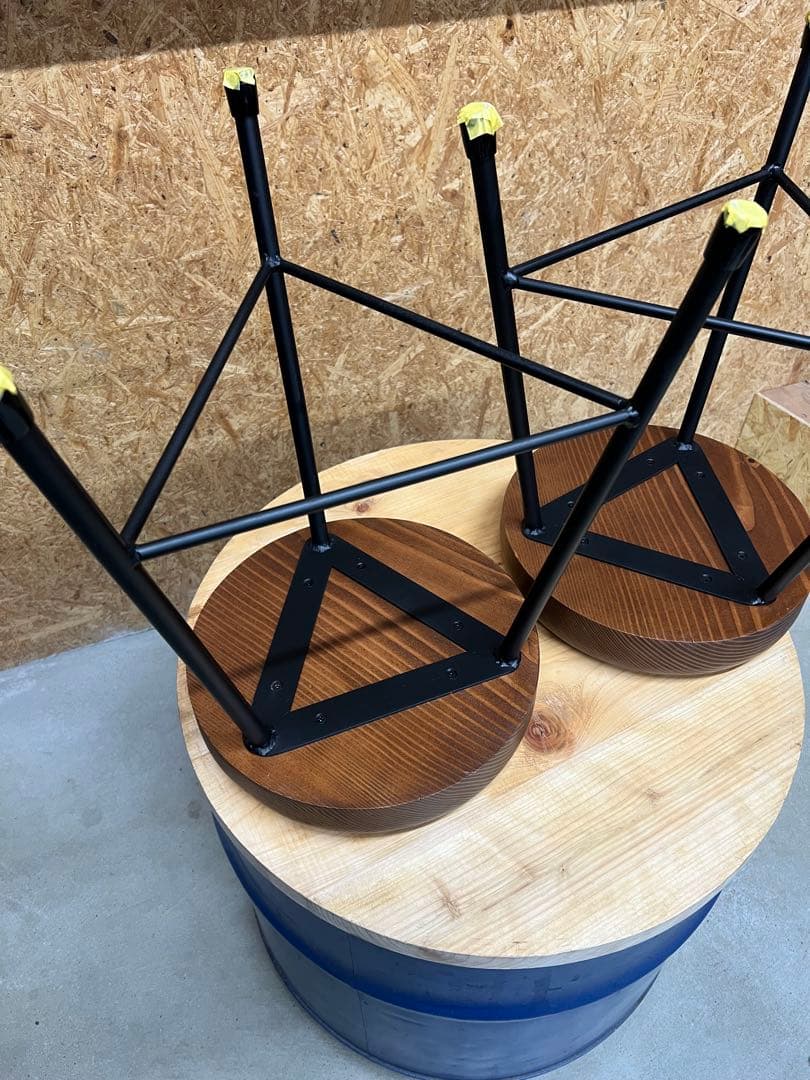 ブラウン円形スツール2脚セット