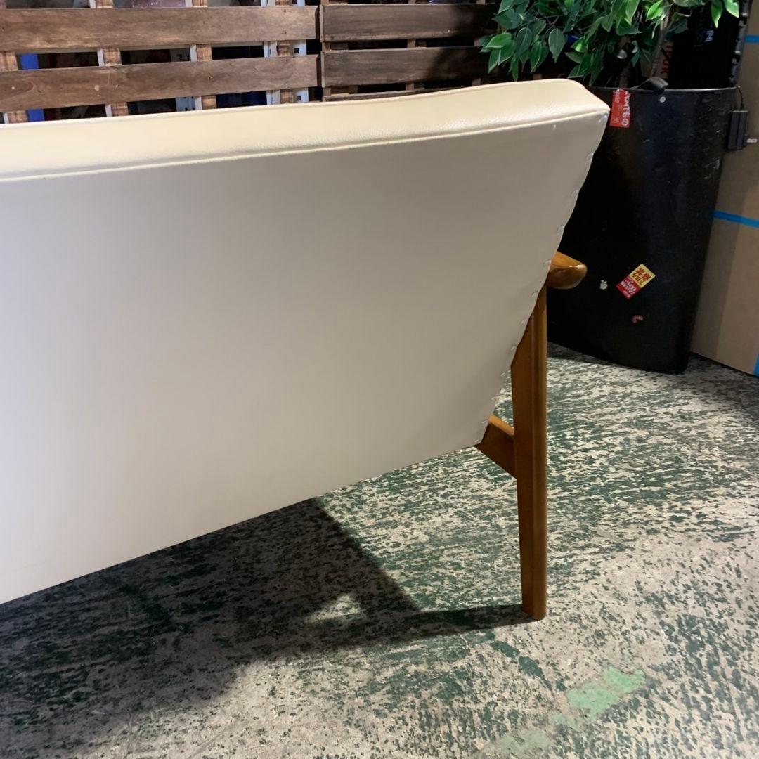 J504\" くるくる 現状品 カリモク60 Ｋチェア2シーター