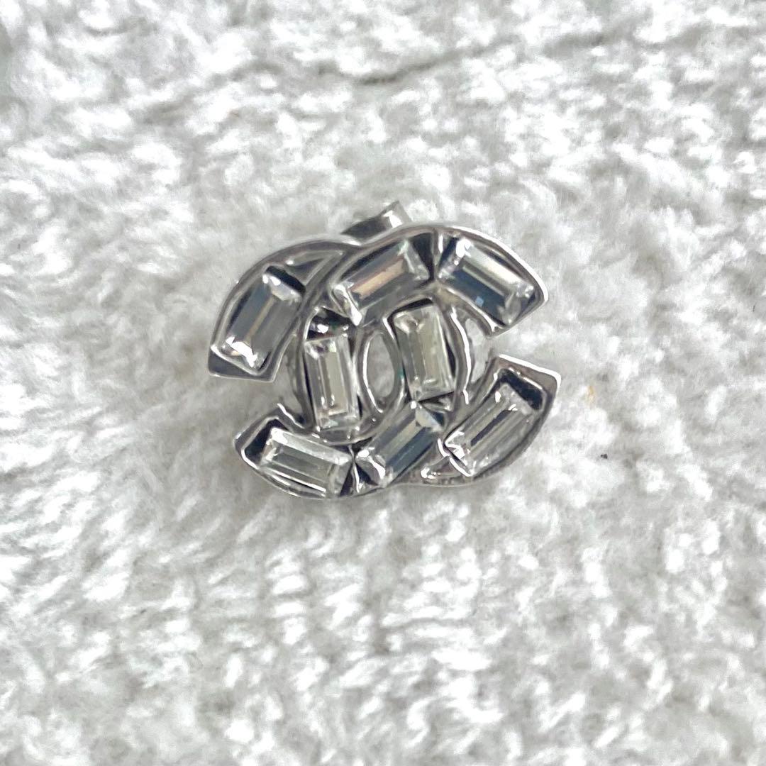 CHANEL シャネル ココマーク 片耳 ピアス ストーン アクセサリー 刻印