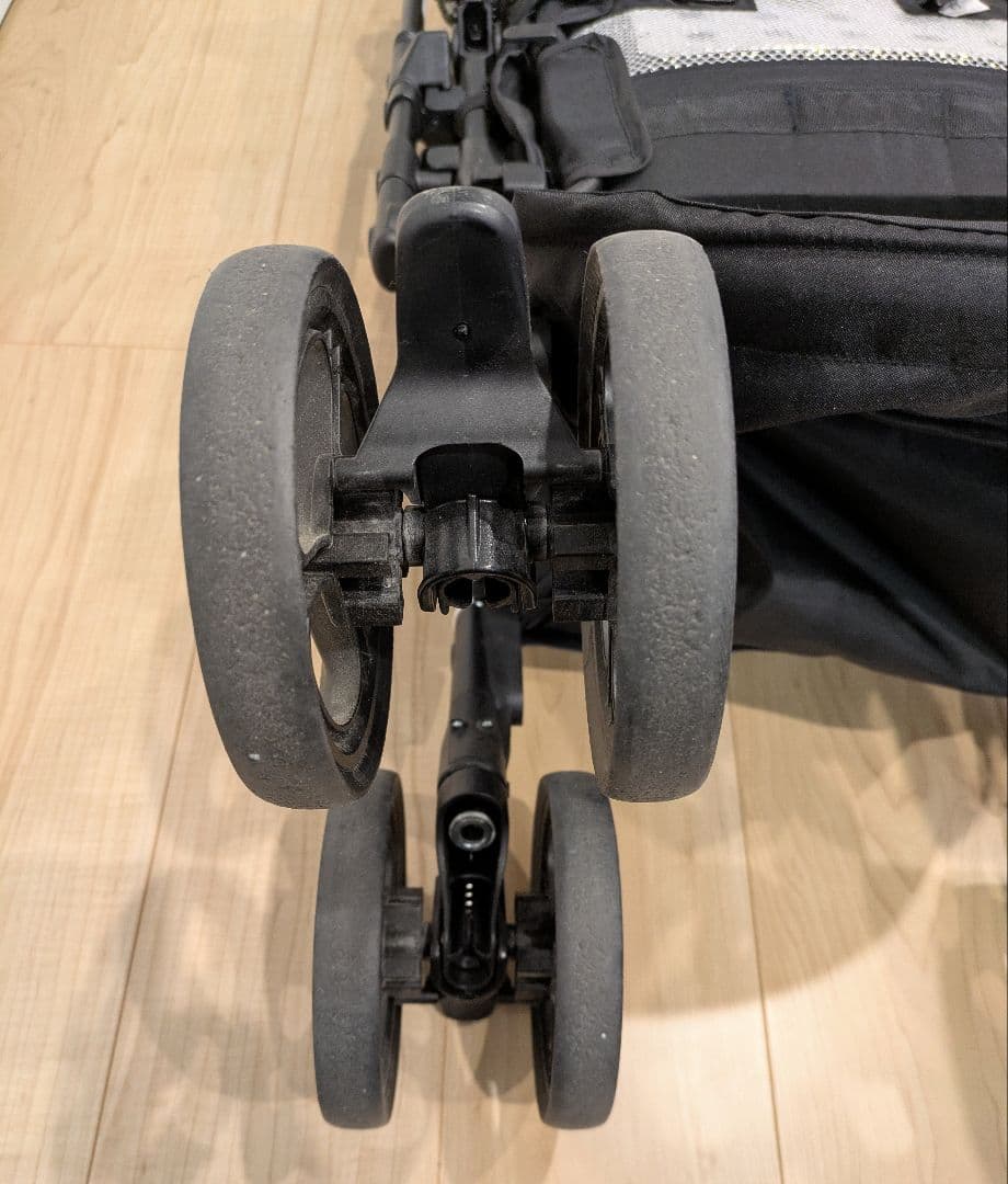 【限定モデル】アップリカ ベビーカー ラクーナ ビッテ クッション 良品 人気