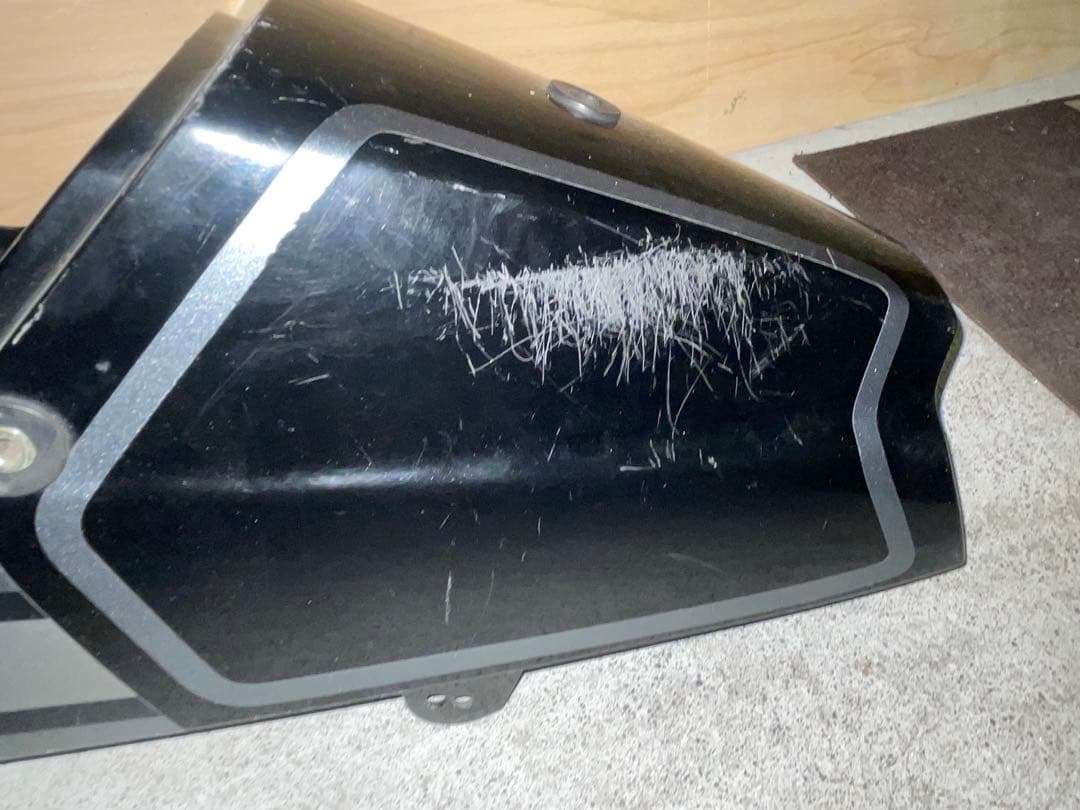 スズキ　rg50 ガンマ　アンダーカウル　テールカウル　テール　フェンダー