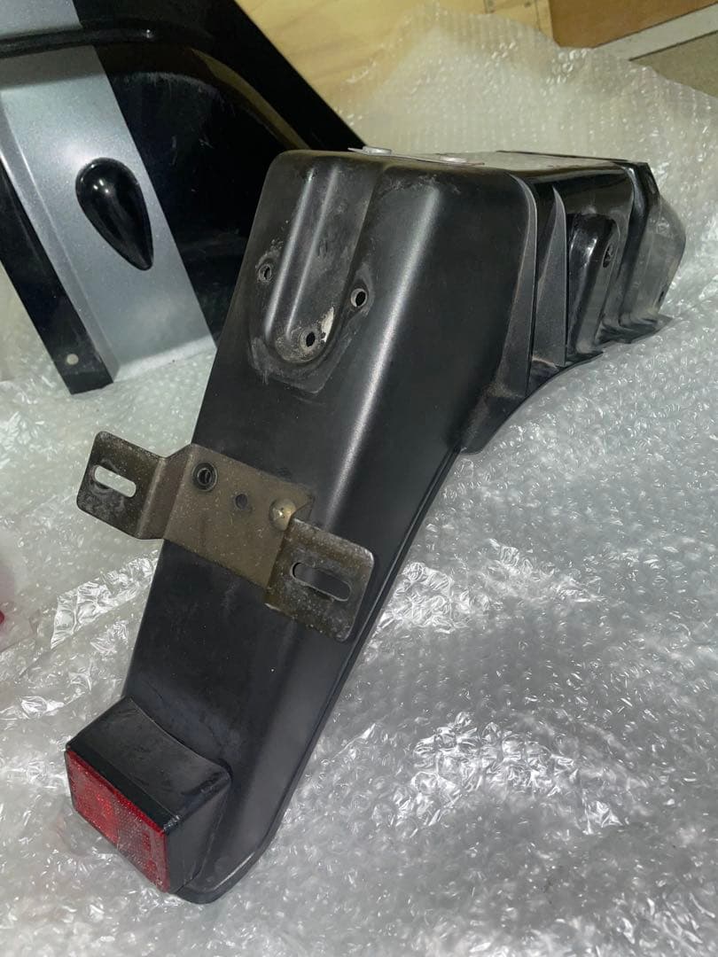 スズキ　rg50 ガンマ　アンダーカウル　テールカウル　テール　フェンダー