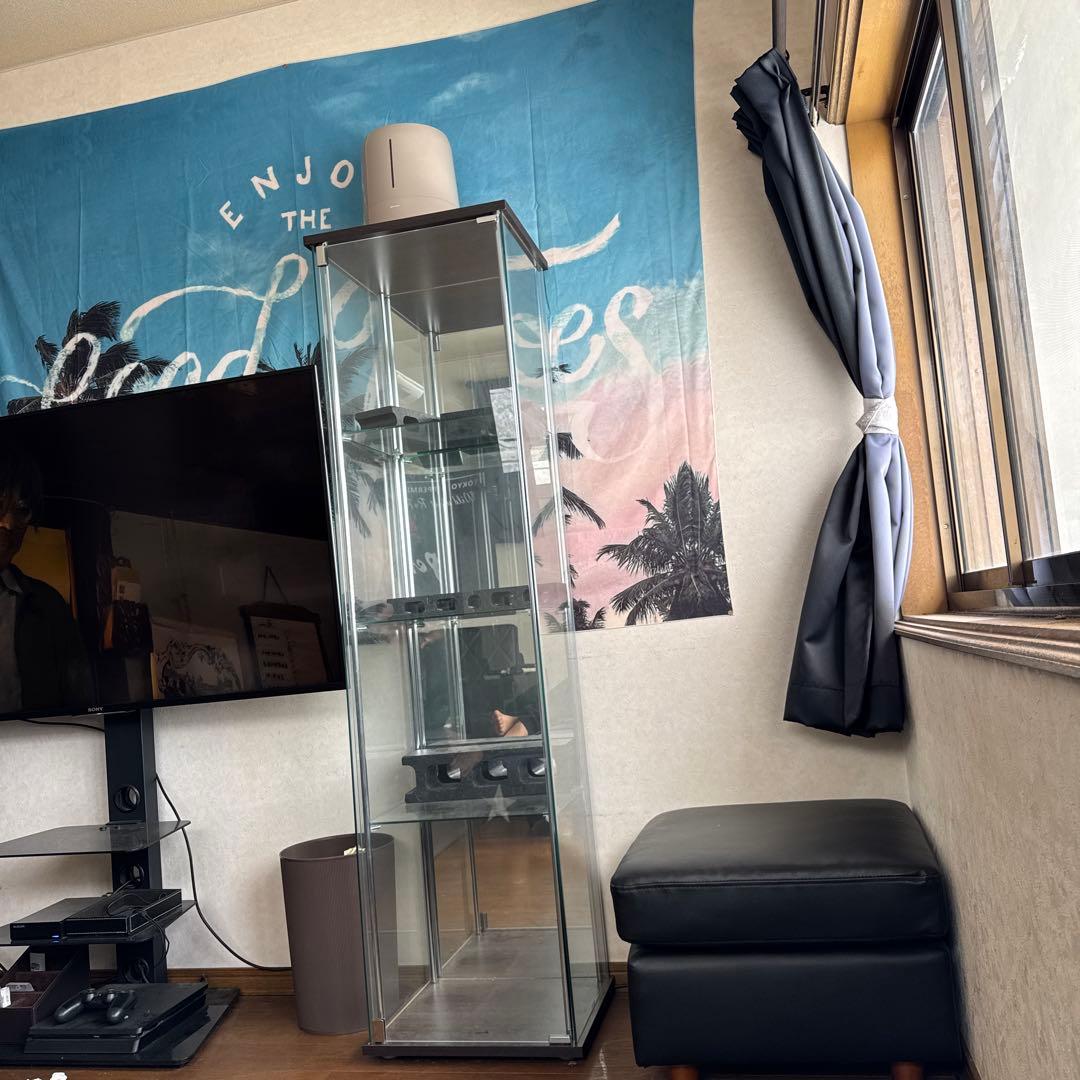 ガラスケース4段