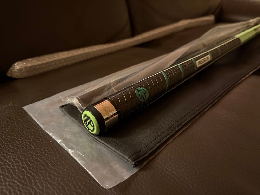 気まぐれ値下げPREDATOR BK RUSH NEON GREEN SW