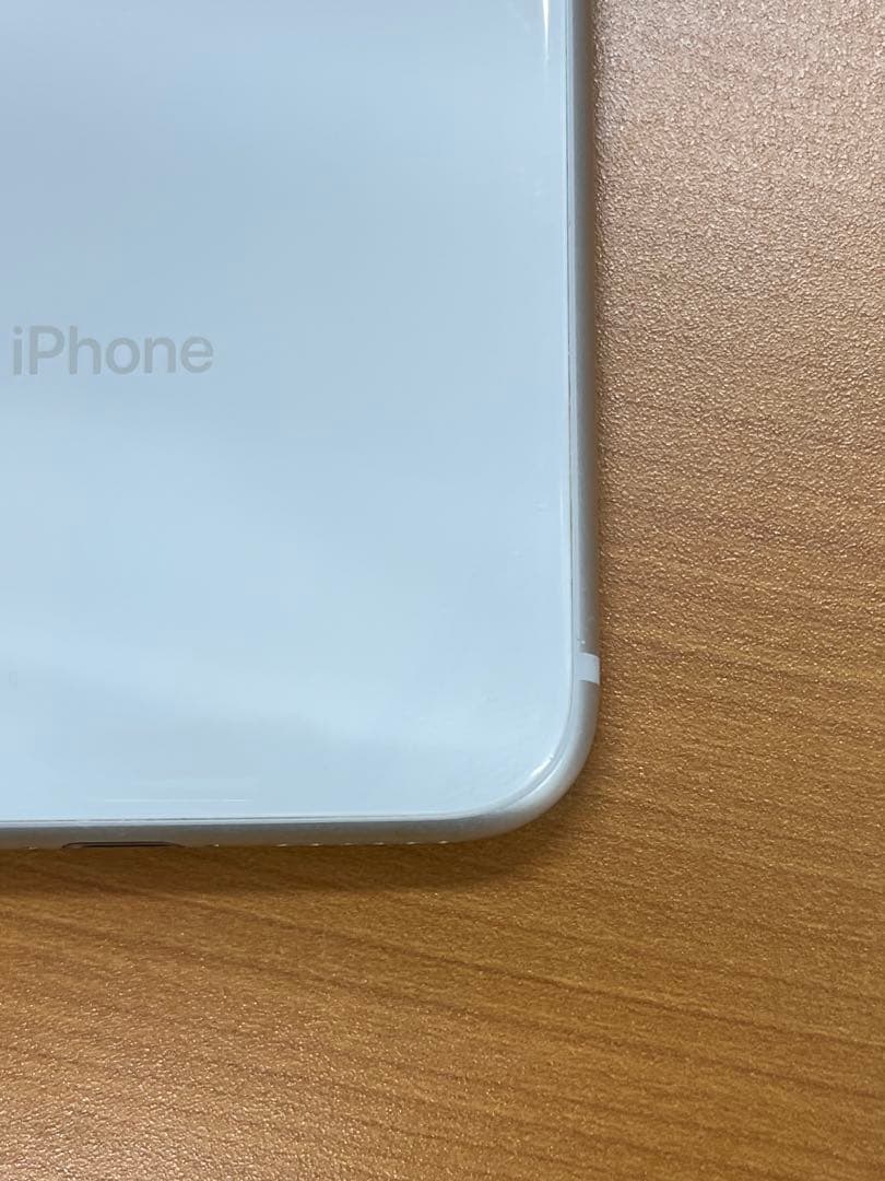 お*り様 動作確認済み iPhone 8 64GB ID L9037