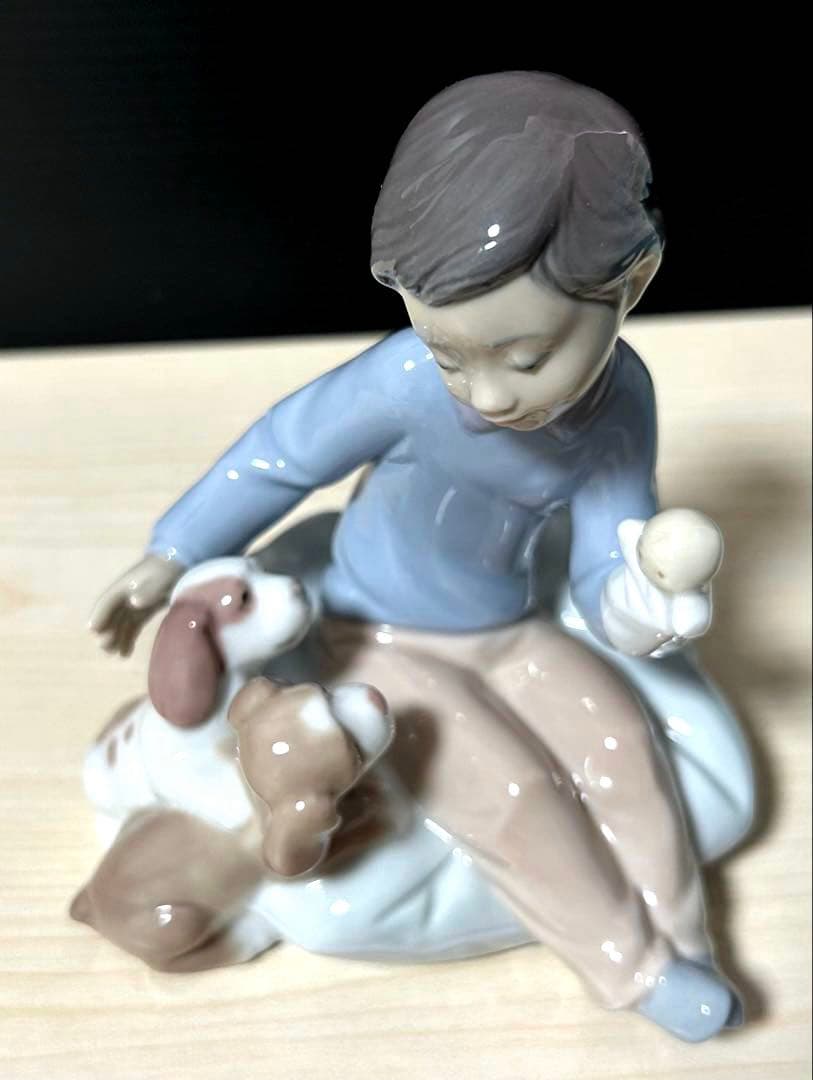 ミ*ト様 ※オリジナルボックス付属　LLADRO リヤドロ 『僕の友達』6983