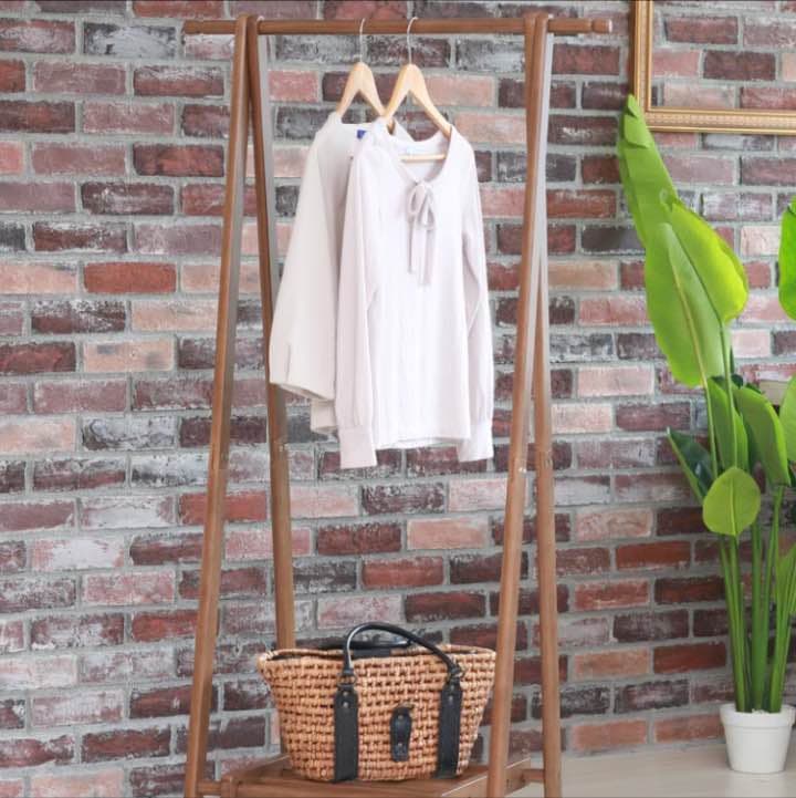 収納棚付！洋服が選びやすいオープンハンガーラック