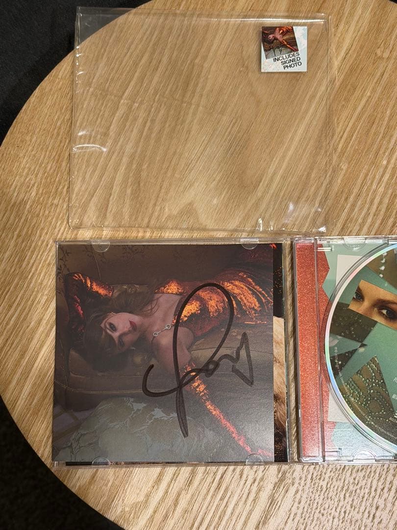 THE LIFE OF A SHOWGIRL CDサインPHOTO2①