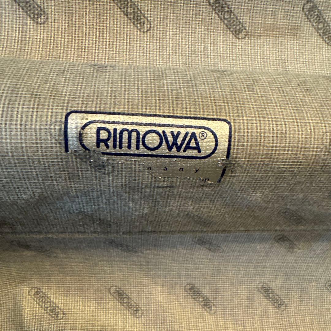 リモワ　RIMOWA スーツケース　赤　TSAなし　2輪　廃盤品