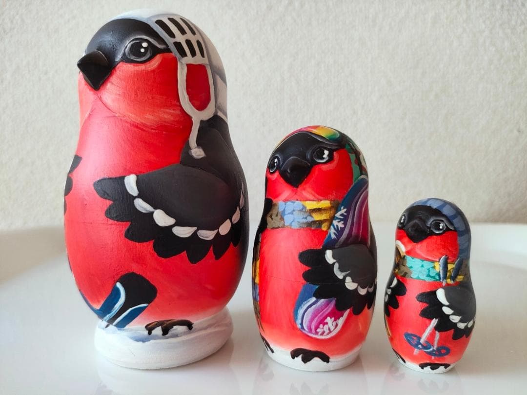 【CBT113】10cm級 マトリョーシカ (中) スベトラーナ ウソ/うその鳥