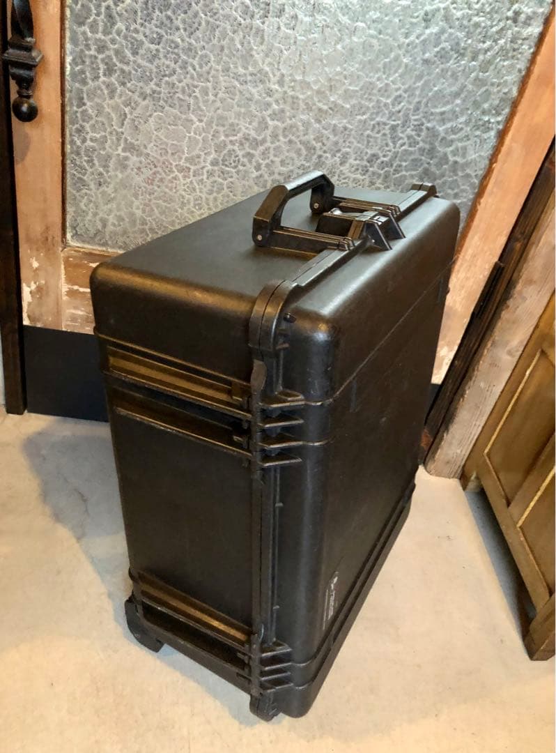 ペリカンケース1610