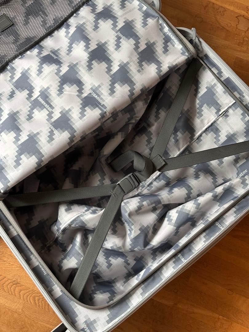 イノベーター スーツケース Mサイズ フロントオープン 55L