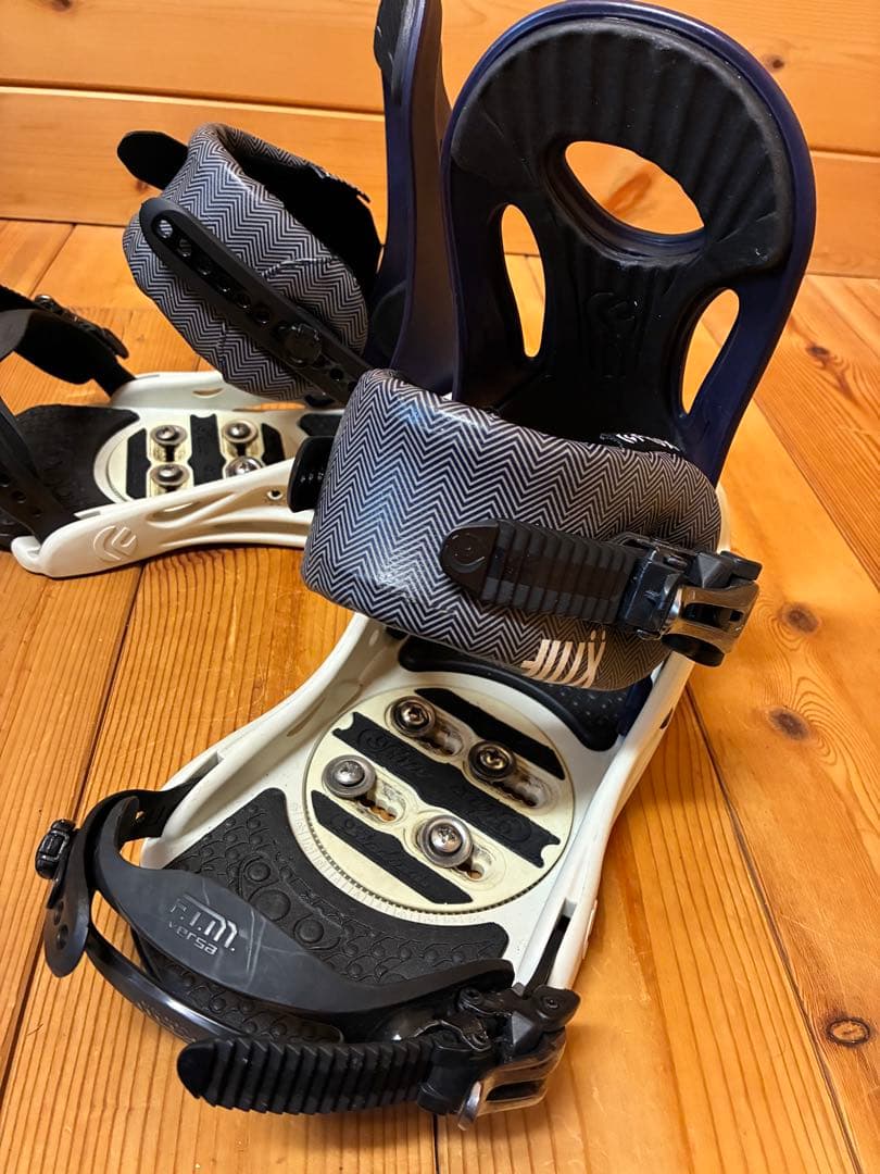 FLUX PR Mサイズ ビンディング ネイビー/ホワイト