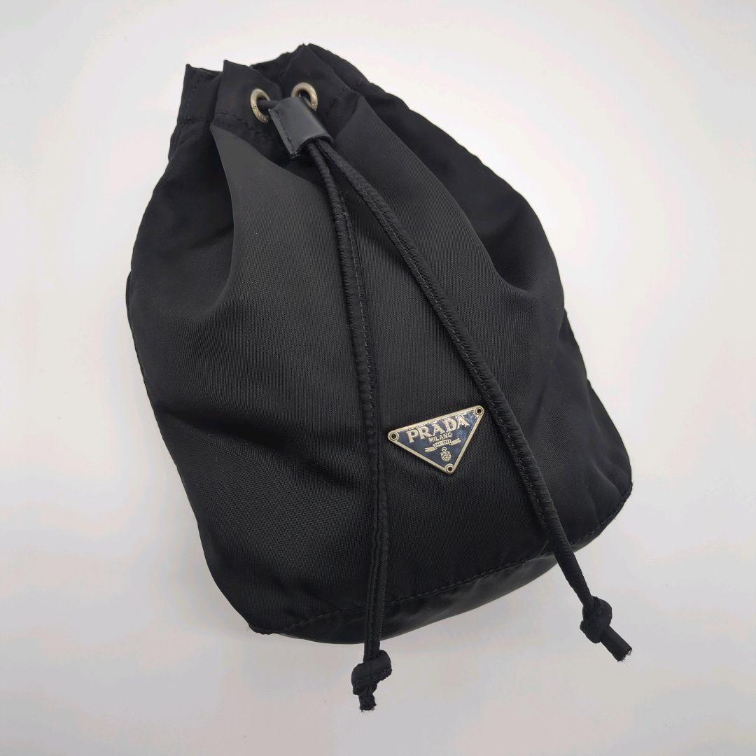 【良品・希少】プラダ☆ポーチ 三角プレート ナイロン テスート 巾着 ブラック