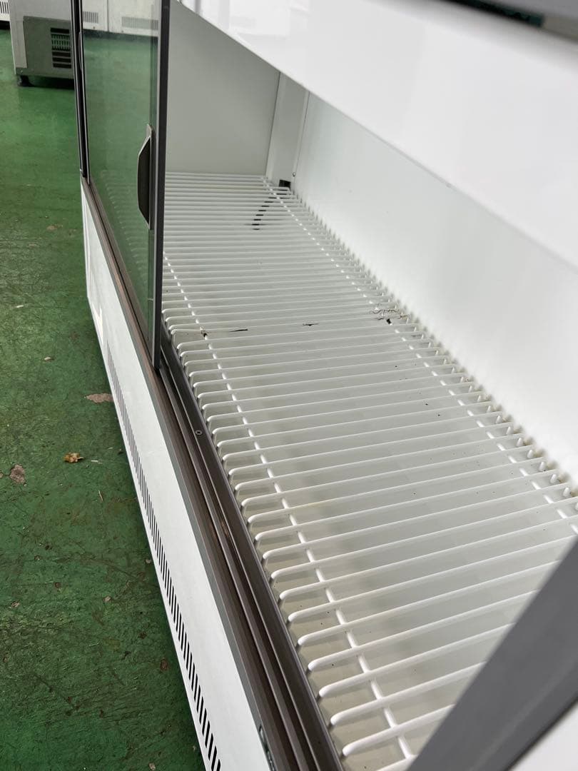 サンデン冷蔵ショーケース 2007年 146L