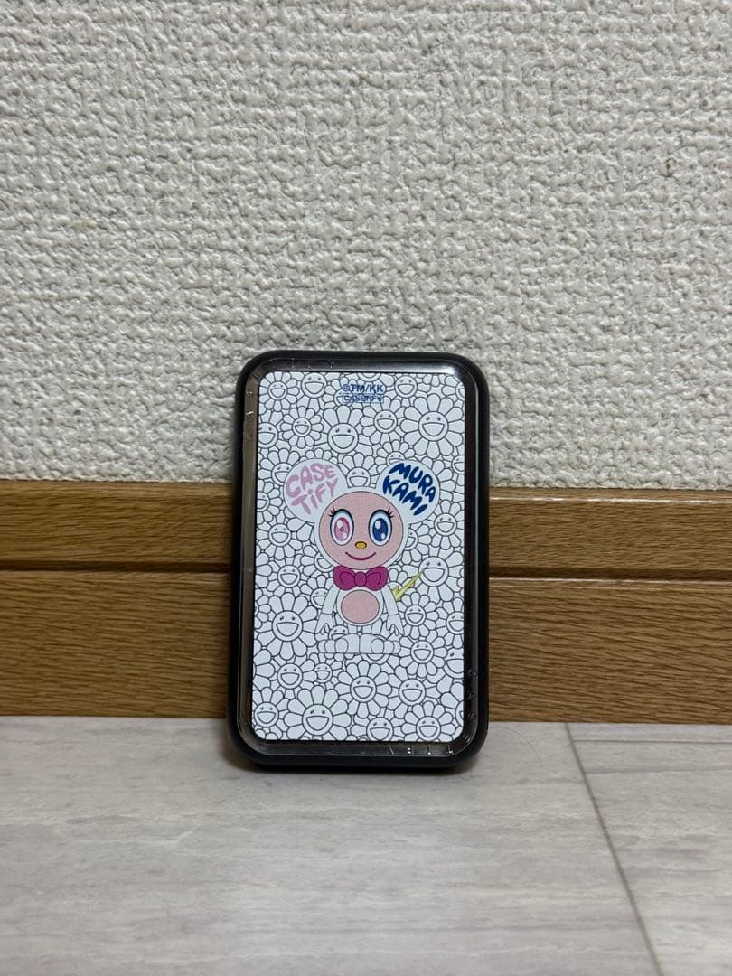 ケースティファイ　村上隆　カイカイキキ　モバイルバッテリー