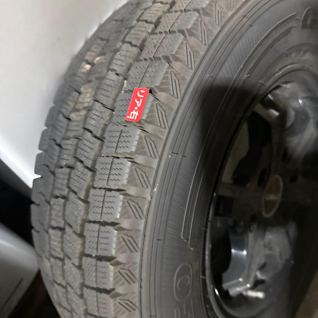 ハイエース　スタッドレスタイヤアルミセット東京都引き取り限定flex