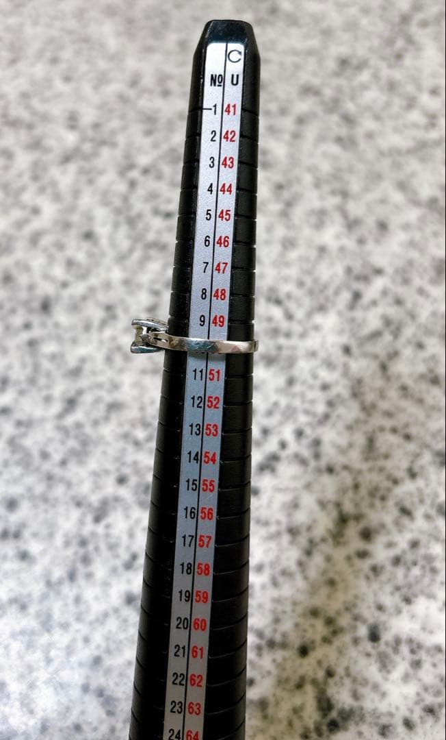 ダイヤモンド リング プラチナ