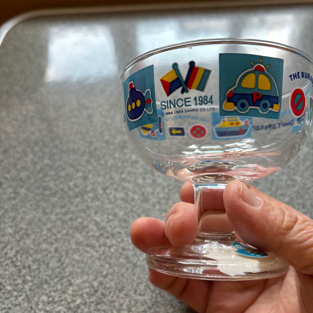 未使用サンリオみんなのたあ坊、けろけろけろっぴ、ランナバウツ.デザートグラス3個