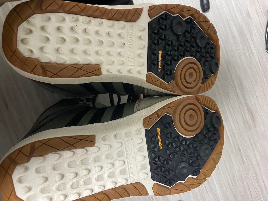 adidas sambaスノーボードブーツ オリーブグリーン