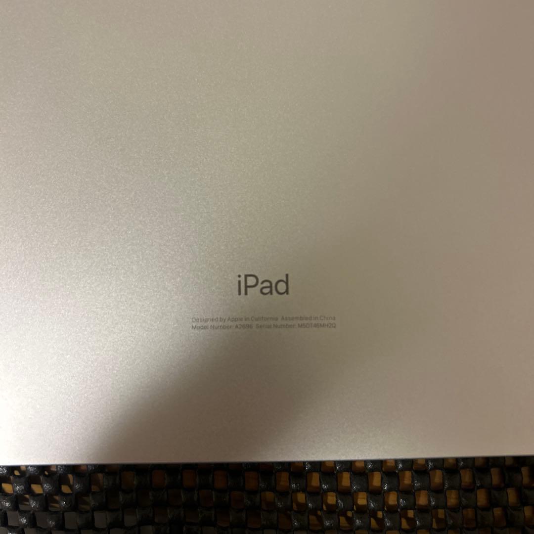 や*ん様 iPad 256GB Wi-Fi未使用に近い箱あり！pencil付き！