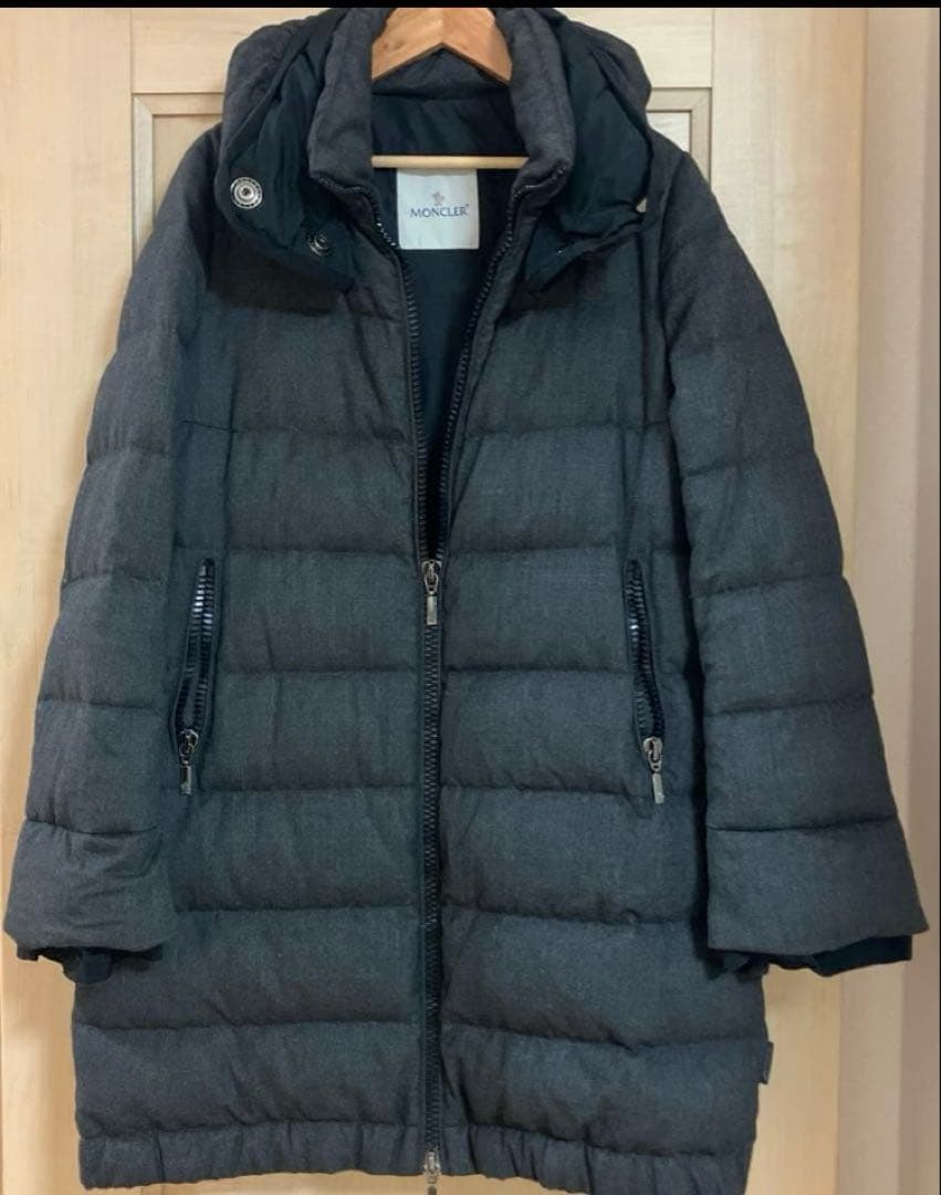 モンクレール　ダウン