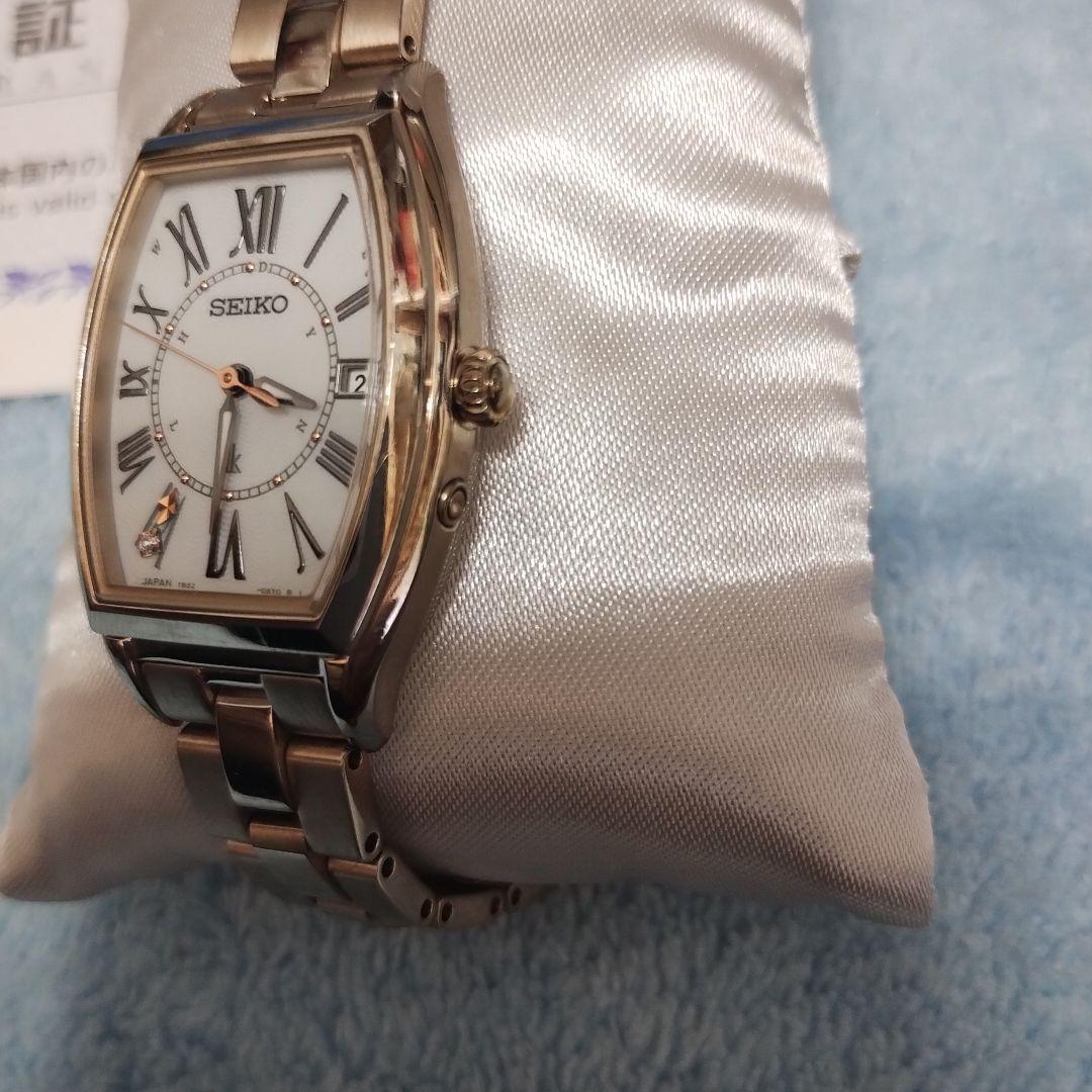 未使用級！セイコールキアSEIKOLUKIAチタン白蝶貝ダイヤ定価101200円