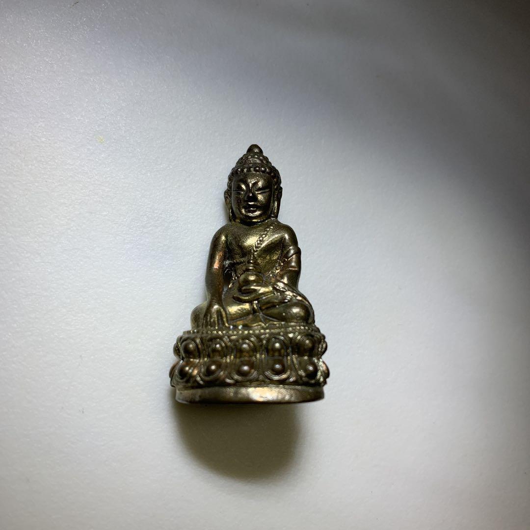 プラクリン タイ お守り プラクルアン　仏像