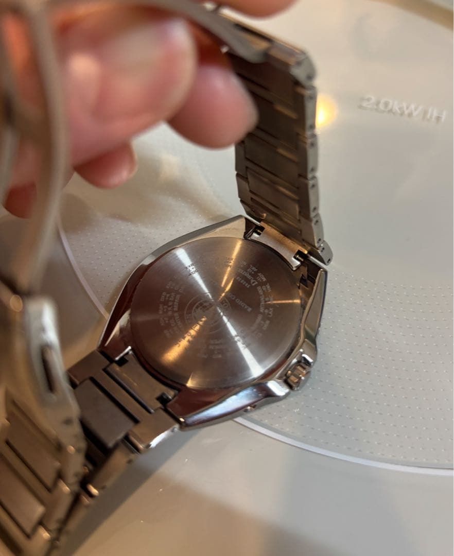 CITIZEN アテッサ　光発電エコ・ドライブ