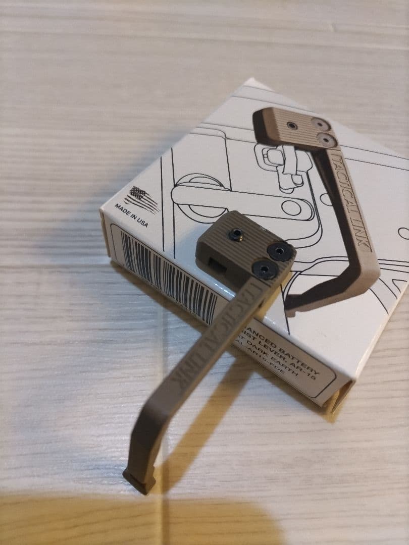 実物　TACTICAL LINK ボルトリリースレバー　MWS