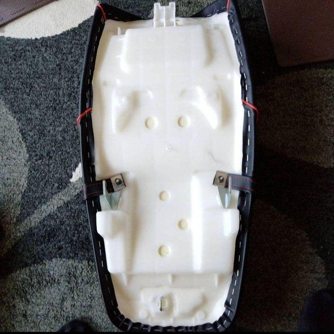 ホンダ　タックロールシート　CB400SF NC39 NC42　新品