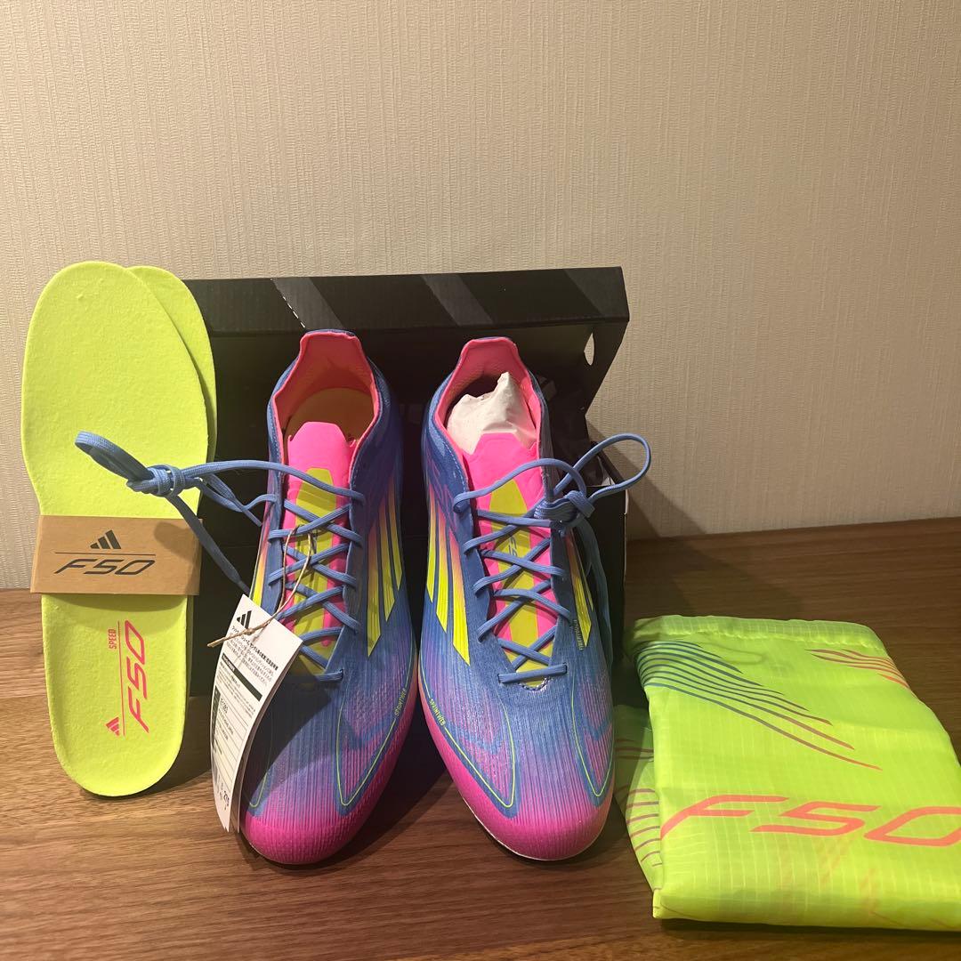 サッカーシューズ スパイク 青/ピンク　F50 ELITE AG